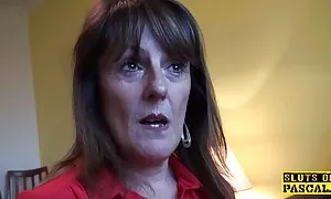 Vagina Nina Elle bila je film porno spartacus preplavljena spermom