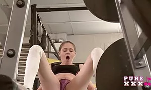 Vrlo tvrd pornić porn hub tinto brass