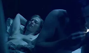 30-godišnja xxx video porno film brineta skočila je na Tomov prolazak