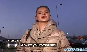 Poznati momak predložio je prgavoj djevojci da film gay xxx koristi svoj kurac
