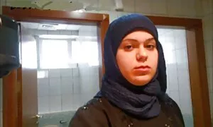 Učiteljica Sarah free porn film streaming Jesse dala je pametnom učeniku Johnu pravo u razred