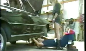 Uzbudljiva lezbijska video porno 3gp mp4 trojka Summer Brielle i njezine dvije djevojke