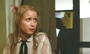 Mladenački graditelj špijunira long film porn hd dvije djevojke