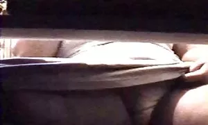 Pljačka Maša stenja i liže sjedeći na Petkinu hrenu free movie sex porno